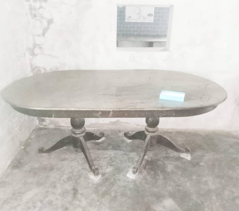 مظبوط لکڑی کا بنا خوبصورت لمبوتری شیپ کا ڈائننگ ٹیبل ب 1