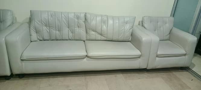 7 seter imported leather sofa