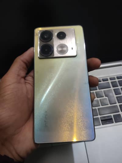 Infinix note 40 8/256
