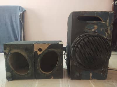 Woofer petty & Empty speakers box