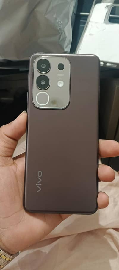 VIVO Y29 8/256 phone number. 03245510180