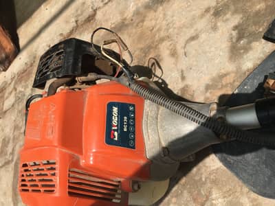 Grass cutter/bush cutter machine