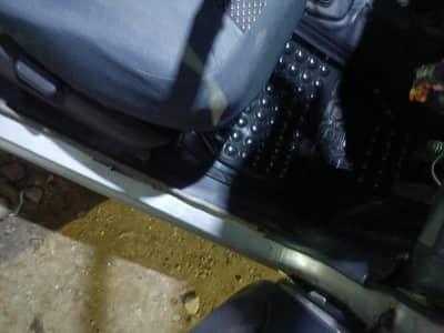 gadi ka engine Achcha hai chalne mein battery Ne petrol average bahut