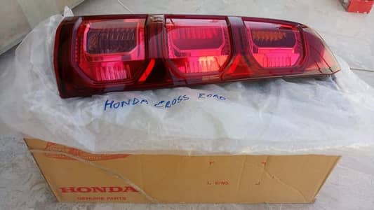 honda jade and crossroad tail light