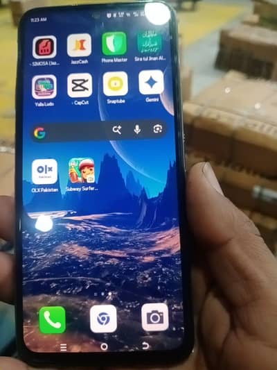 8/128 tacno spark 30pro