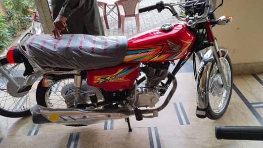 cg 125 like Brand New 03009408481