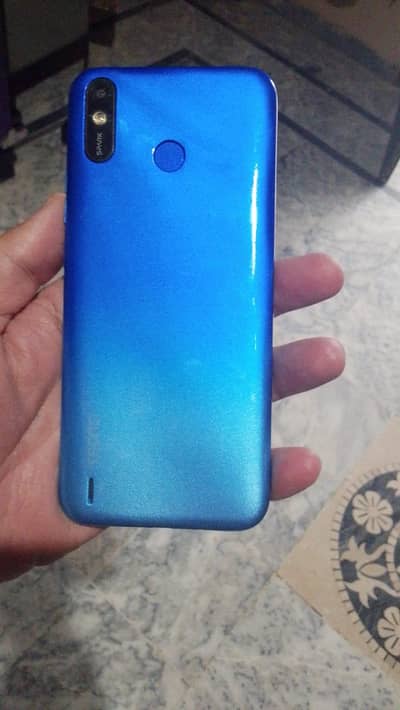 Techno spark 4  2/32. all ok