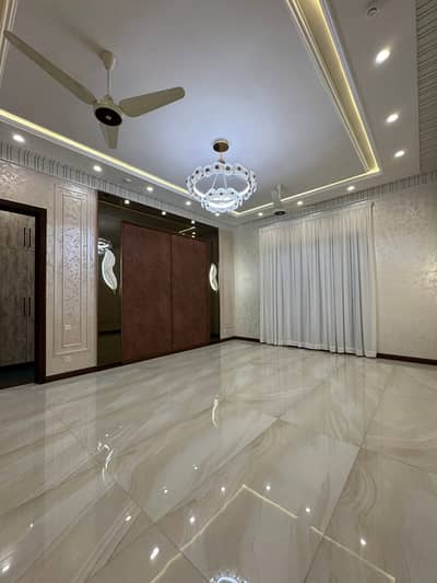 22 Marla Corner Brand New Spanish Vella For Rent In DHA Phase 8