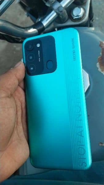 Tecno spark 8c for sale with 9/10 condition