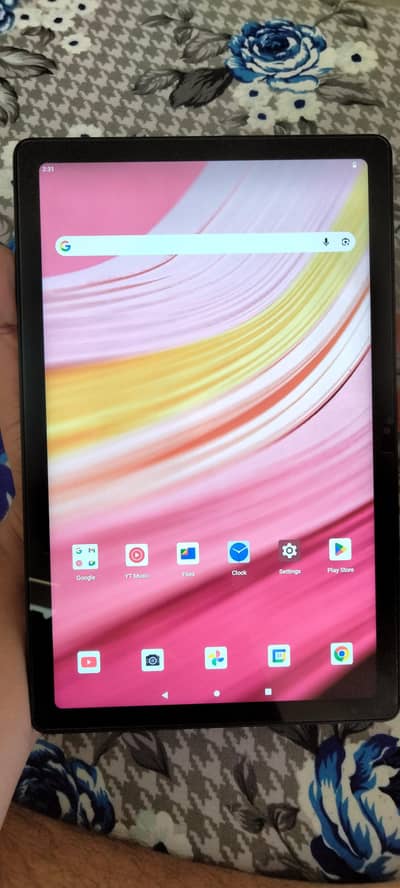 LG ultra tab 10A30Q.