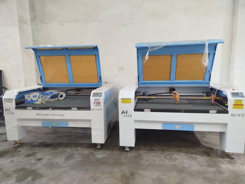 Laser cutting machine 1