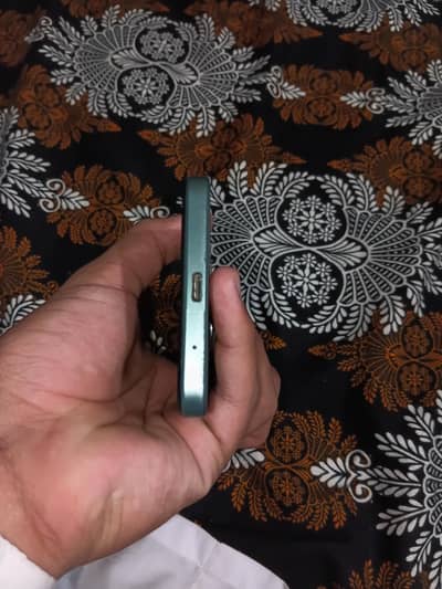 redmi a3 green back box har cheez sath my mily gi original pta prroved