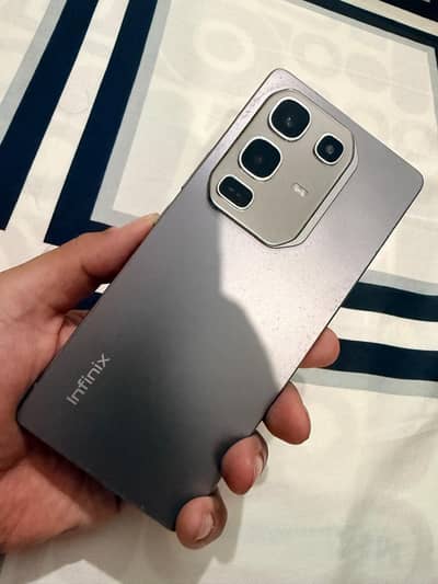 almost as new , box , charger available , never repaired , urgent sale