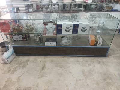 shop glass counter