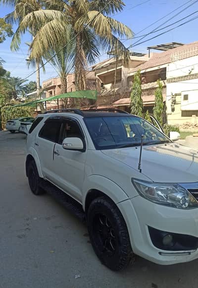 Toyota Fortuner 2013