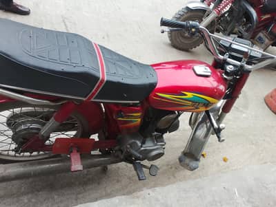 Yamaha yb100 2006 Moda good condition only wassaap