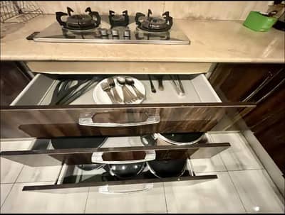 Full furnished house wedding gusts short stay daily basis.