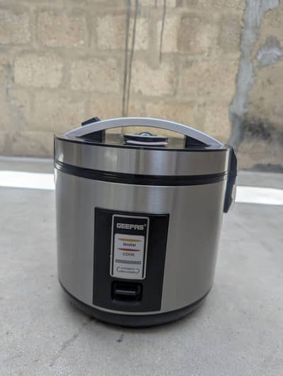 Brand New Geepas Rice Cooker 1.8L (Imported from Saudi)