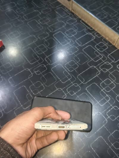 all ok no open no repair with charger 16/256