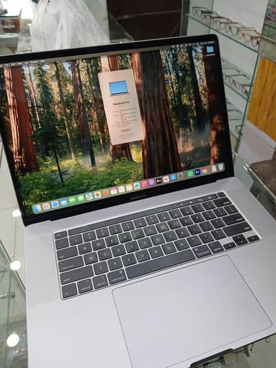 Mac book pro 32gb 512gb