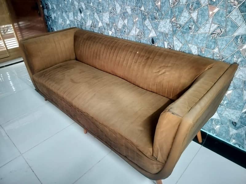 sofa condition goid 1