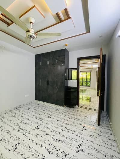 Lower Portion For Rent