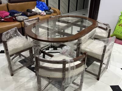 Dining table unique design