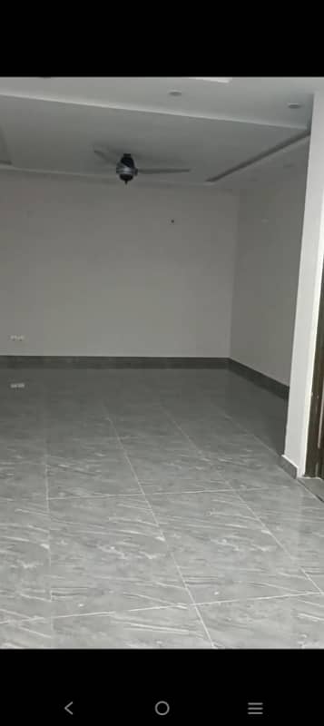 3 MARLA COMMERCIAL SHOP AVAILABLE FOR RENT