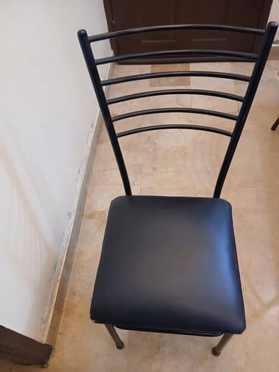 Iron rod dining table