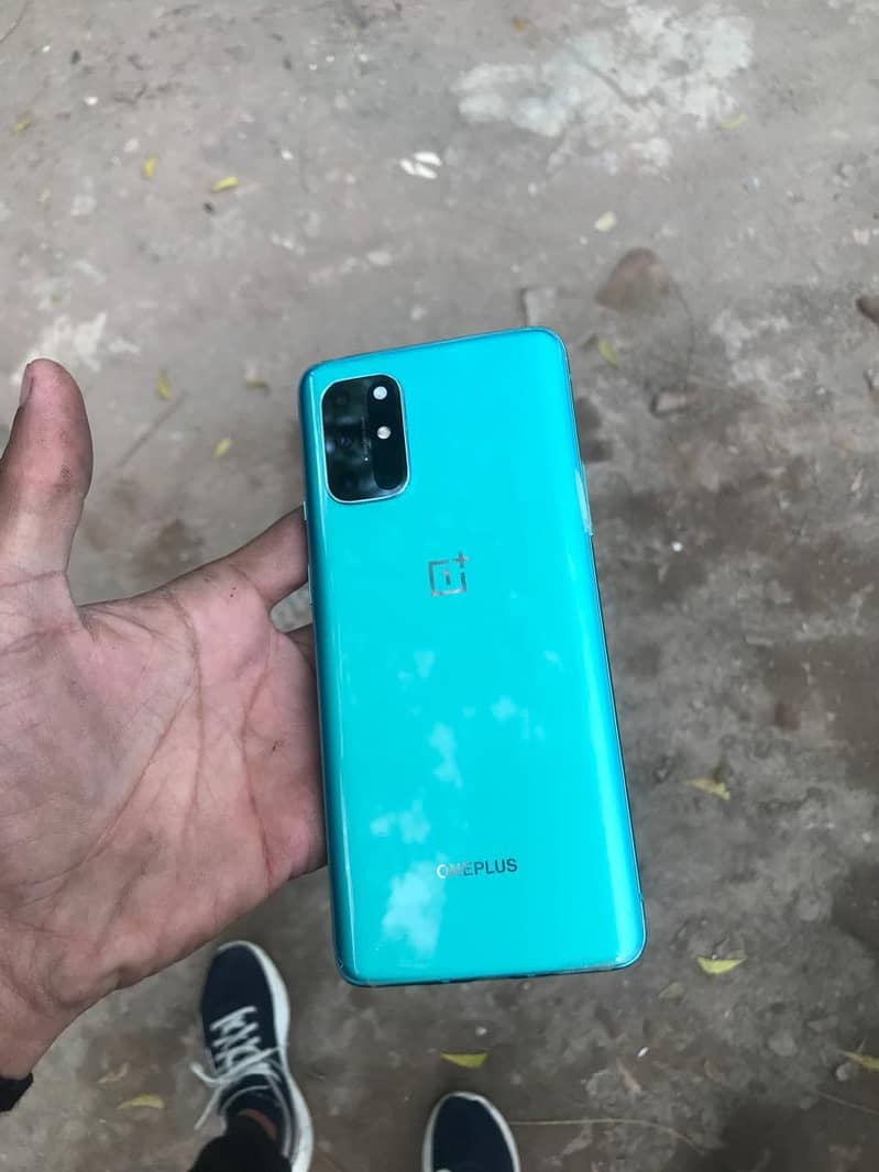 one plus8t 0