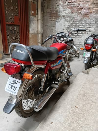 2021 model CD70 Bike for sale