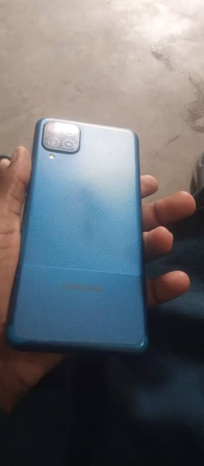 Samsung galaxy A12