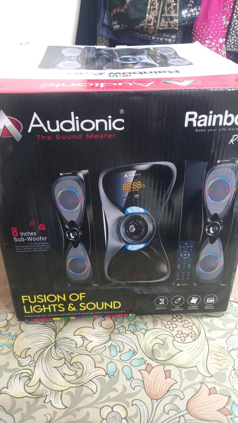 Audionic model R30 4