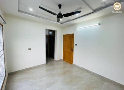 AT REASONABLE PRICE 5 MARLA NEW HOUSE AVAILABLE FOR SALE (AT REASONABLE PRICE) IN CITI HOUSING GUJRANWALA