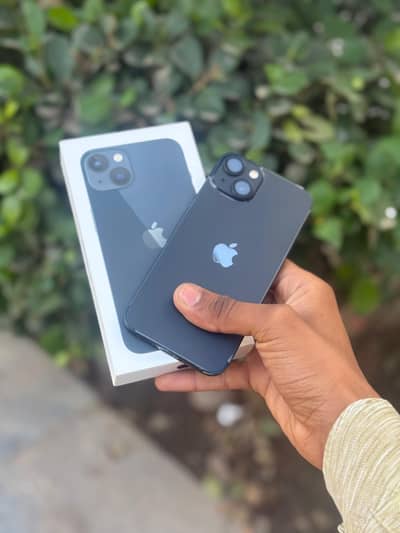 iPhone 13 gift from Dubai 100 health 10/10