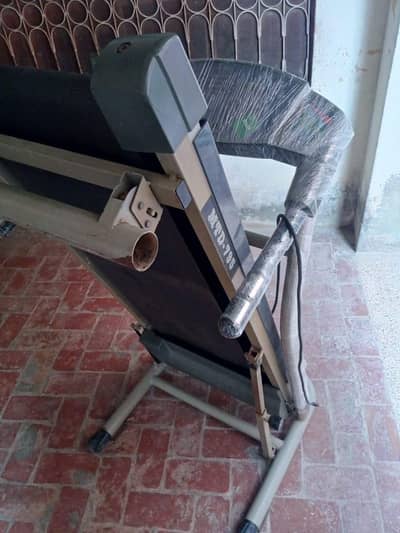 treadmill running machine