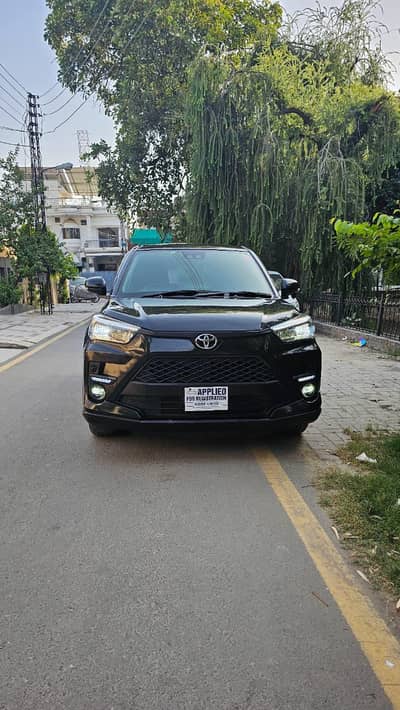 Toyota riaze z package totally geniune