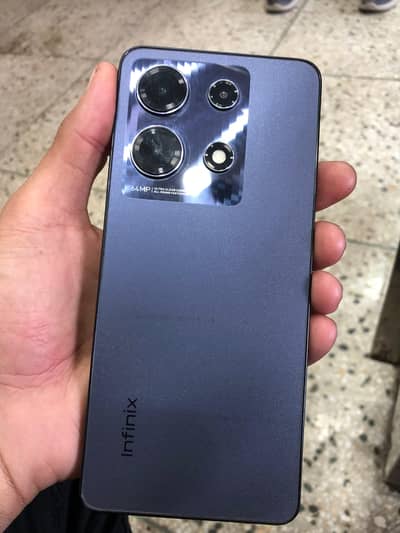 Infinix Note 30
