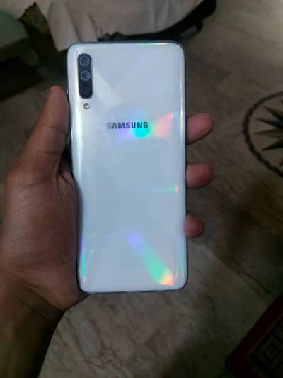 Samsung a70 demo mobile phone is me sim ni chlti