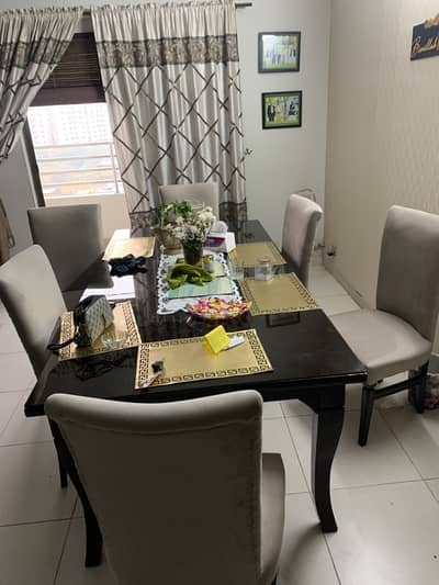 6 seater Dining table set