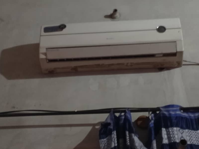 GREE split AC A1 condition 2