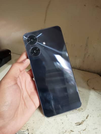 Realme Note 60