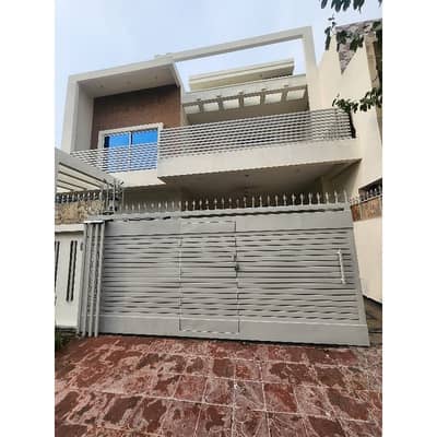 10 Marla Short Corner Sun Facing House Is Available For Sale At Block D, In D-17