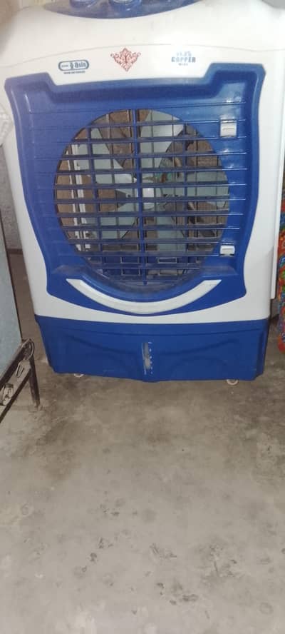 DC cooler newo condition 10 by 10