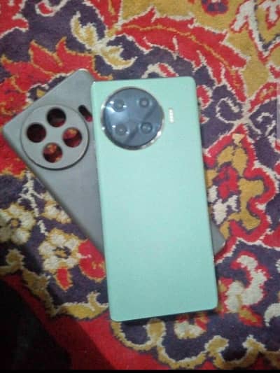 Tecno spark 20 pro plus 8+8 256 gb all ok selad set only box ha