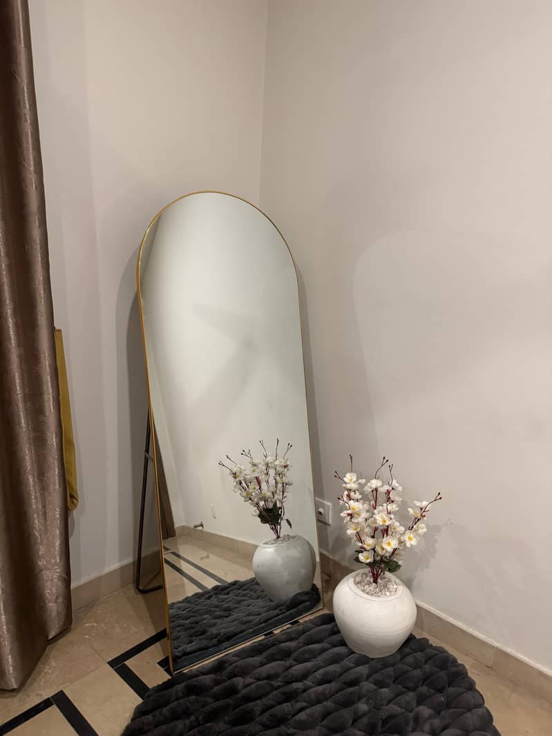 standing mirror 2