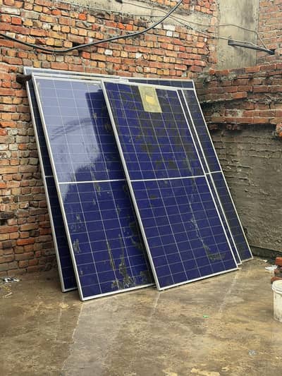 8 solar panels repaired 720 watts and working