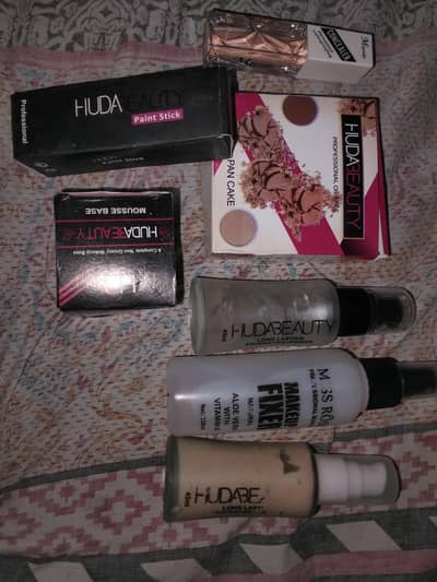 foundation pan cake pen stick handi base concealer primer fixer