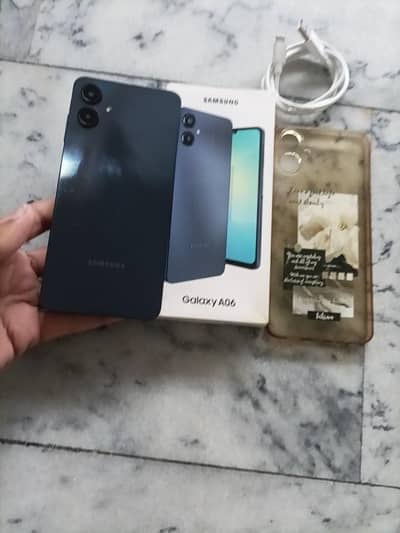 mobile 10 by 10 condition 4GB RAM 128GB memory 5000 battery