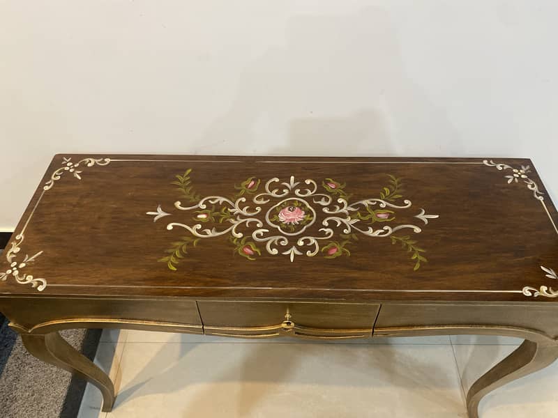 Console table 1